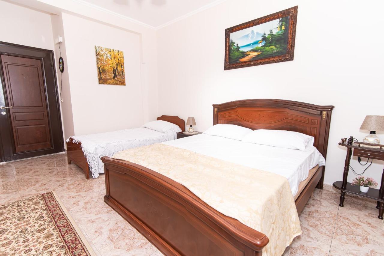 Erla'S Apartment Тирана Экстерьер фото